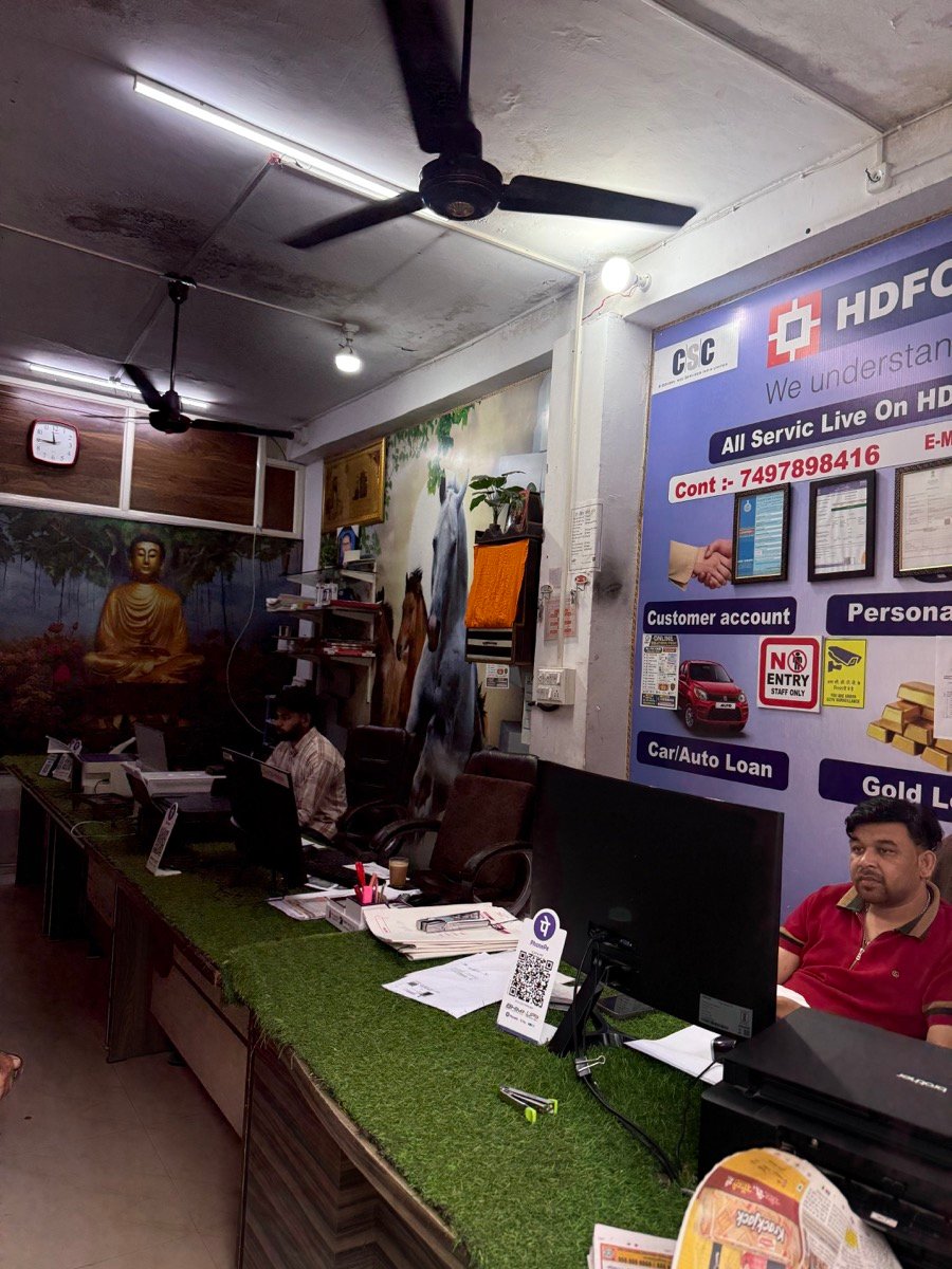 Online Solution Point office workspace